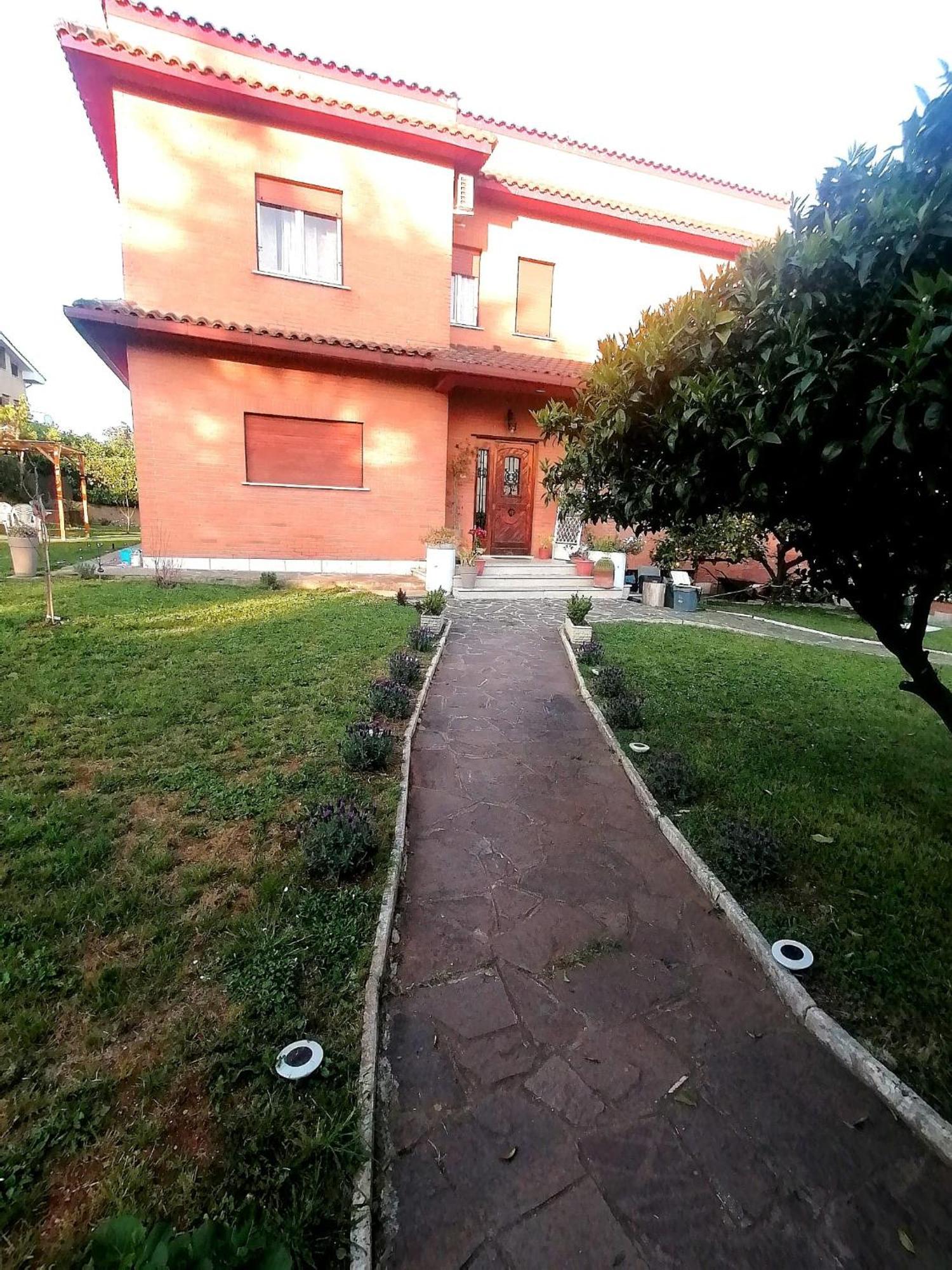 Da Piero E Gina Hotel Palidoro Exterior photo